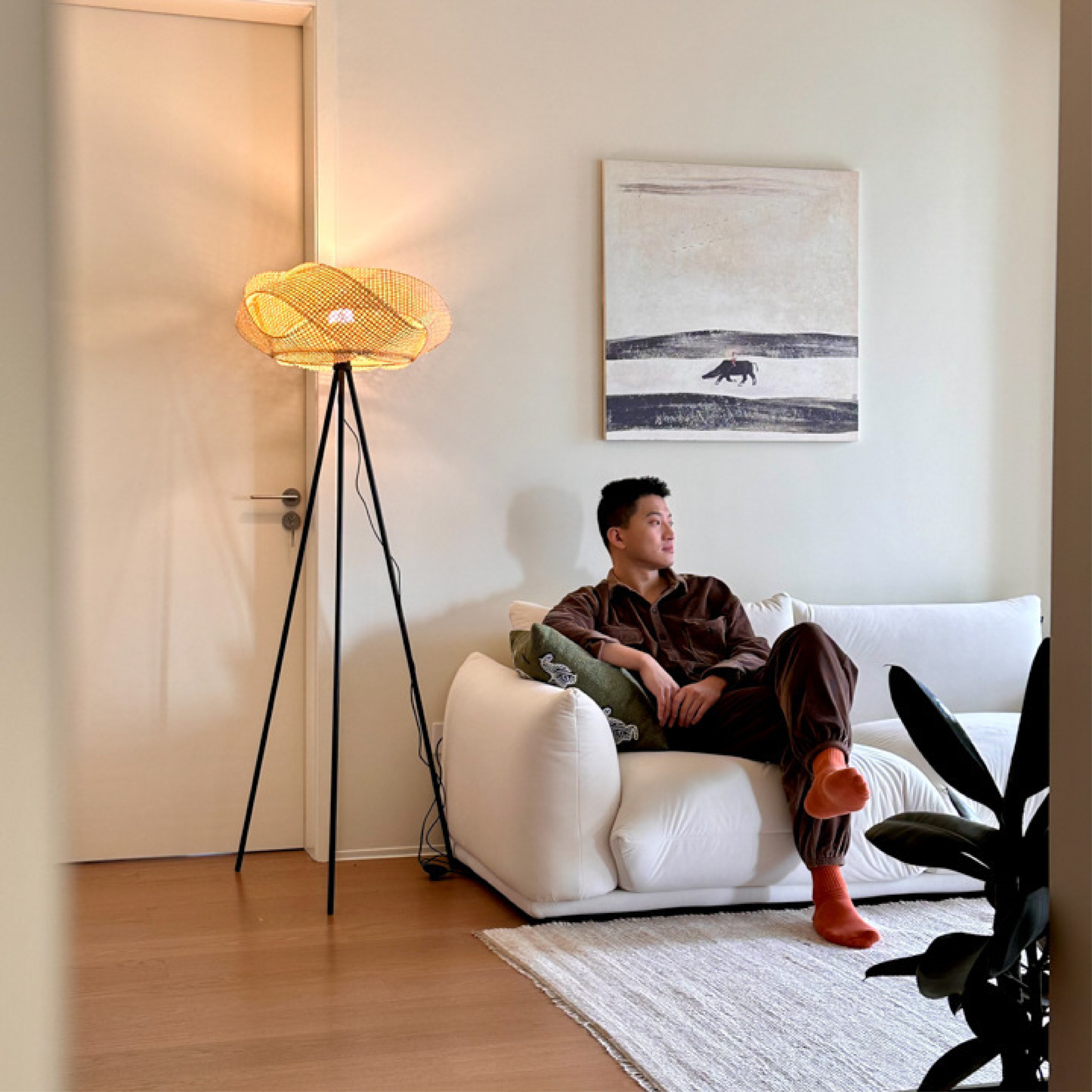 Elegant Bamboo Floor Lamp for Warm, Natural Lighting