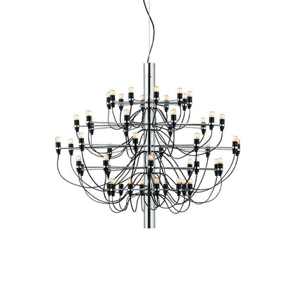Lampadario Medievale Italiano di Design Elegante