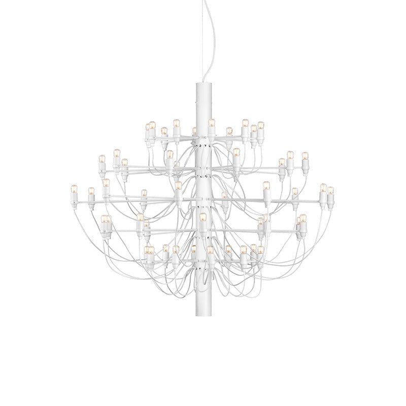 Lampadario Medievale Italiano di Design Elegante