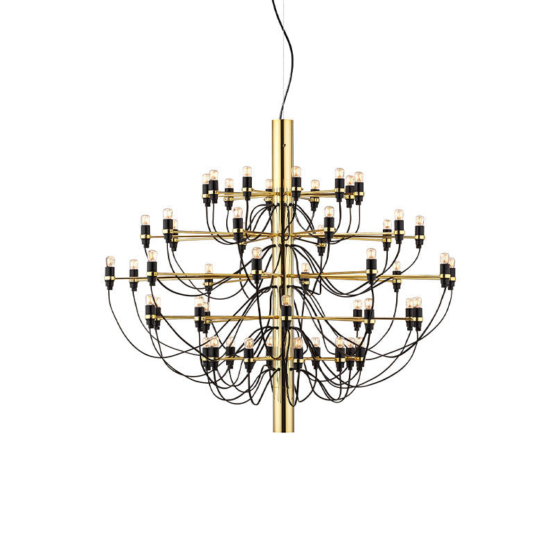 Lampadario Medievale Italiano di Design Elegante