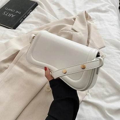 Nyara - Golvende Flap Vegan Leren Handtas