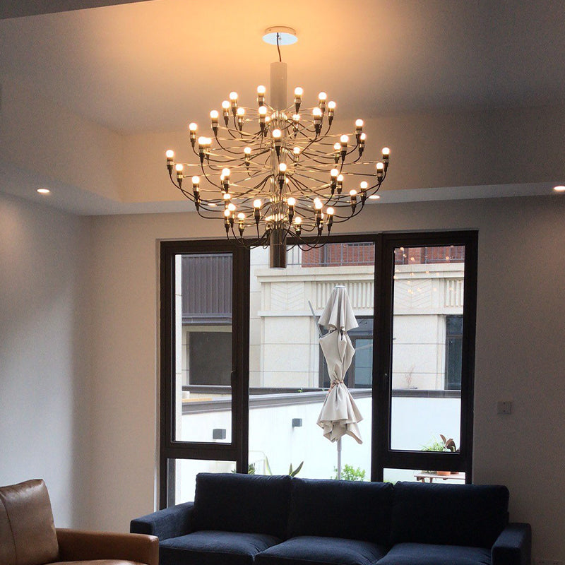 Lampadario Medievale Italiano di Design Elegante