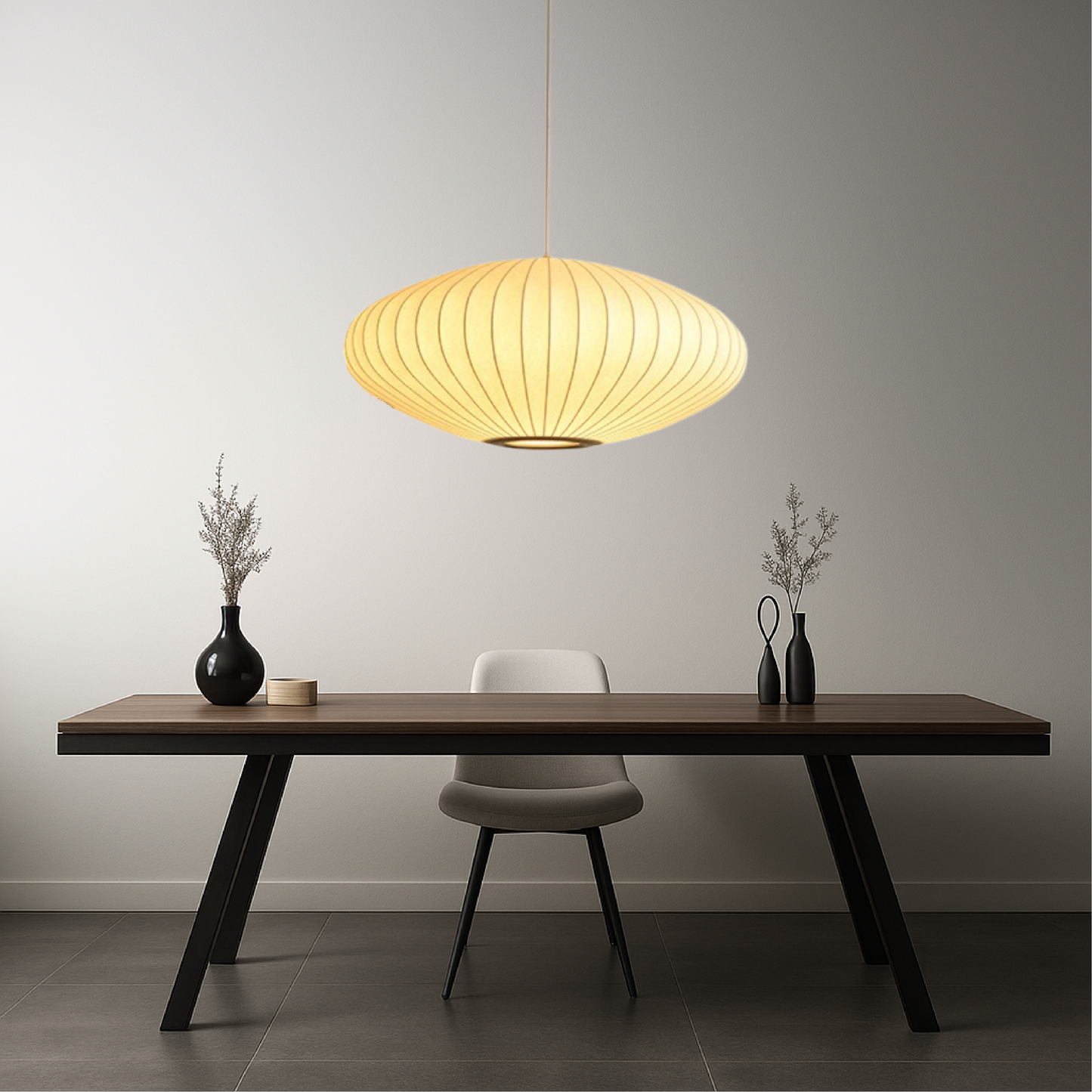 Elegante Lampada a Pendolo in Seta Italiana