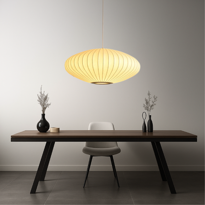 Elegante Lampada a Pendolo in Seta Italiana