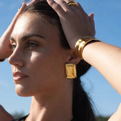 Amelith - Elegante Rectangulaire Studs