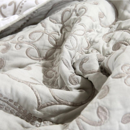 Marionette Coverlet Set