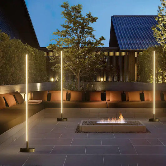 Lámpara de suelo exterior contemporánea elegante