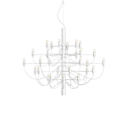 Lampadario Medievale Italiano di Design Elegante
