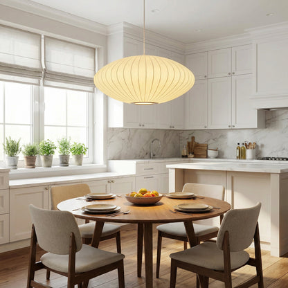 Elegante Lampada a Pendolo in Seta Italiana
