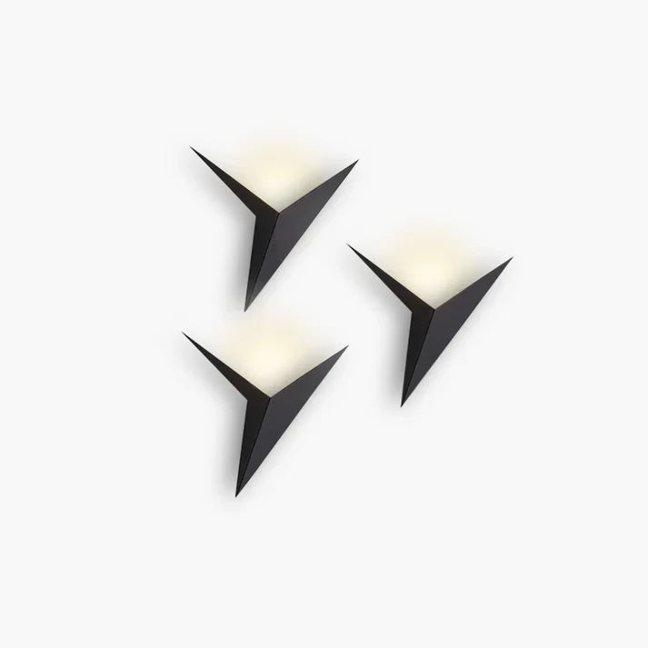 Elegant Bird-Inspired Wall Sconce