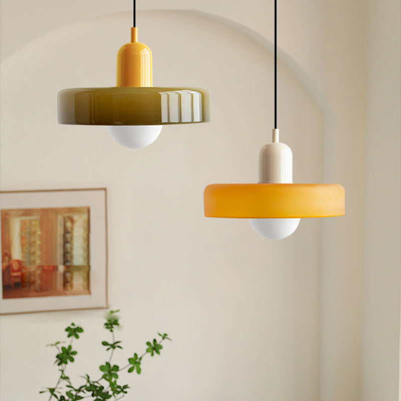 Bauhaus Bunte Glas Pendelleuchte – Modernes Design für stilvolle Beleuchtung
