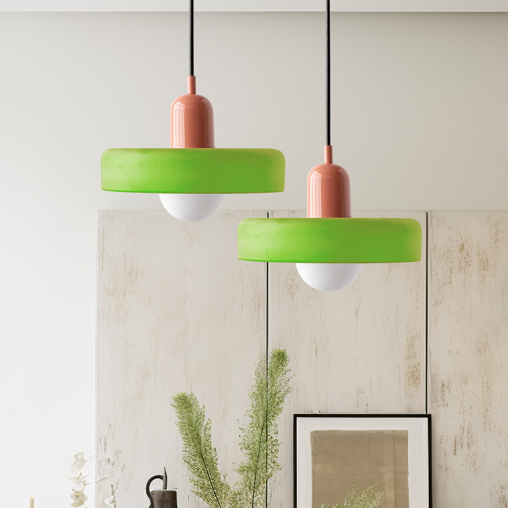 Bauhaus Bunte Glas Pendelleuchte – Modernes Design für stilvolle Beleuchtung