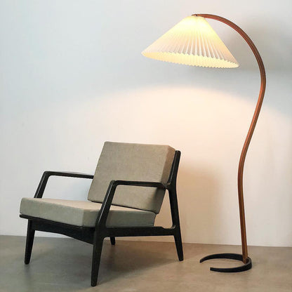 Elegant Caprani Floor Lamp for Cozy and Stylish Home Lighting