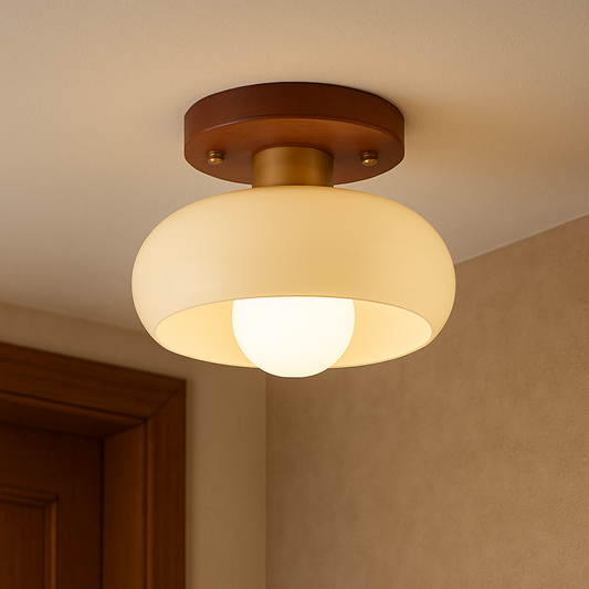 Plafonnier en bois crème pour une ambiance chaleureuse et élégante