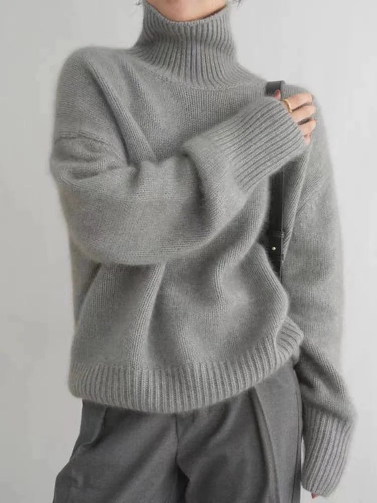EMILIA | TURTLENECK SWEATER