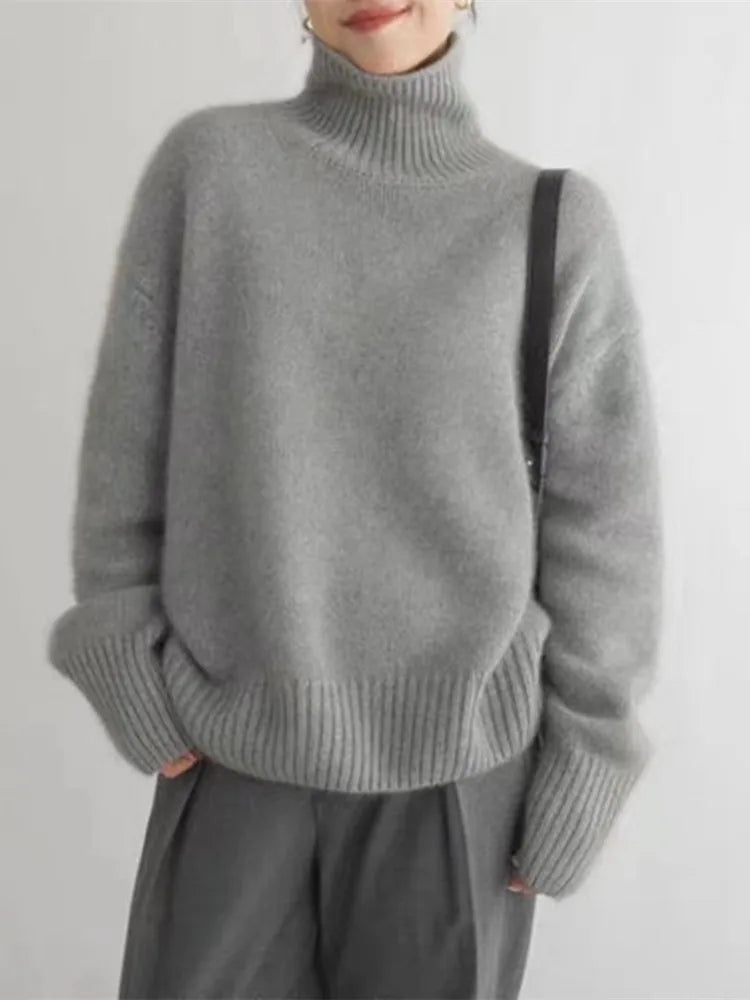 EMILIA | TURTLENECK SWEATER