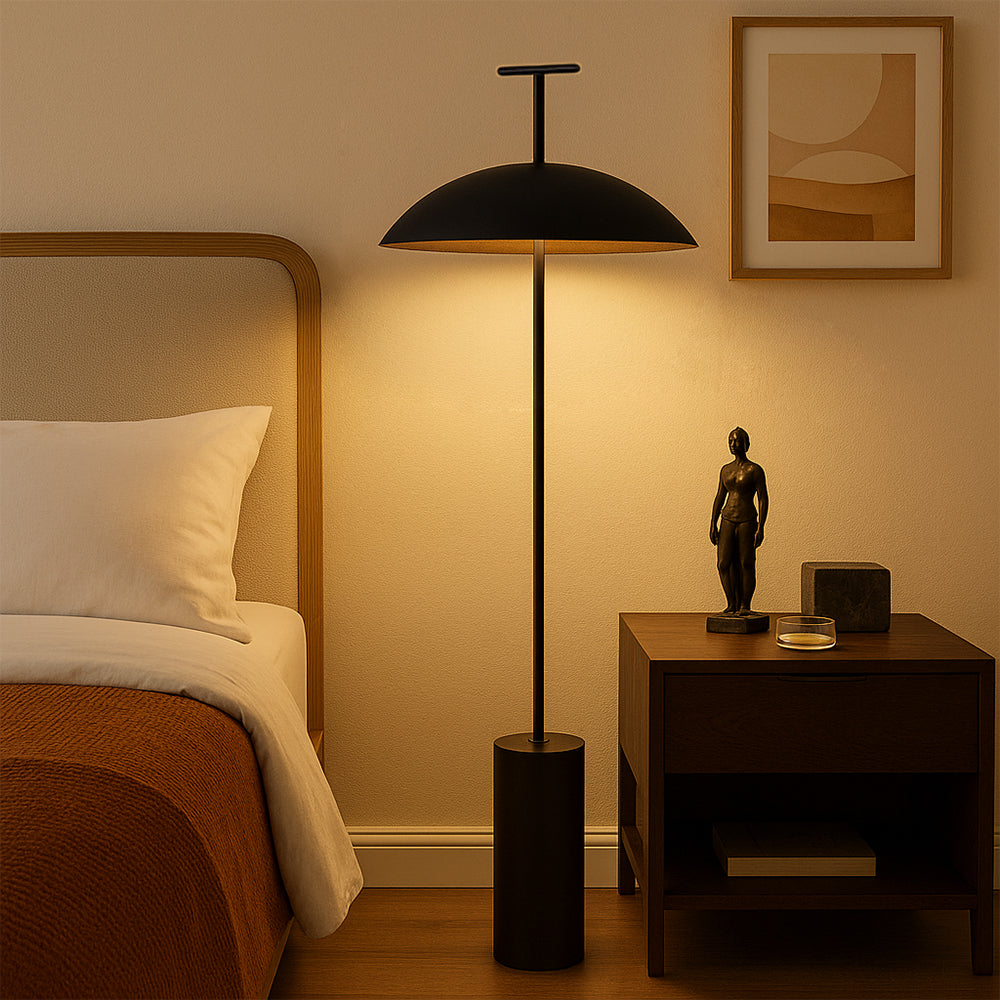 Lampada da terra Monolith elegante e moderna