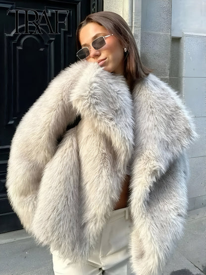 KATARINA | MANTEAU EN FOURRURE