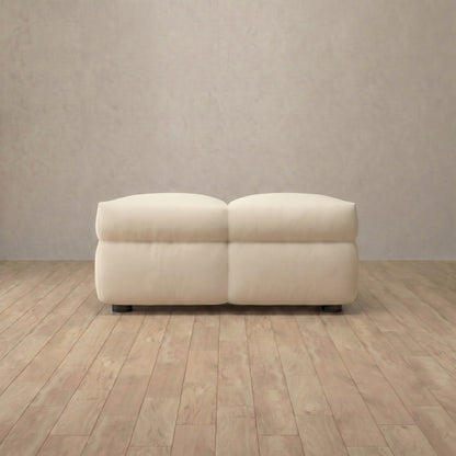 Ottomán para sofá Juna Comfort – Asientos mullidos y versátiles para espacios de estar acogedores