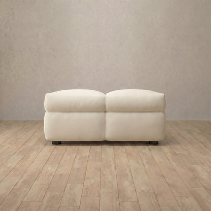 Ottomán para sofá Juna Comfort – Asientos mullidos y versátiles para espacios de estar acogedores