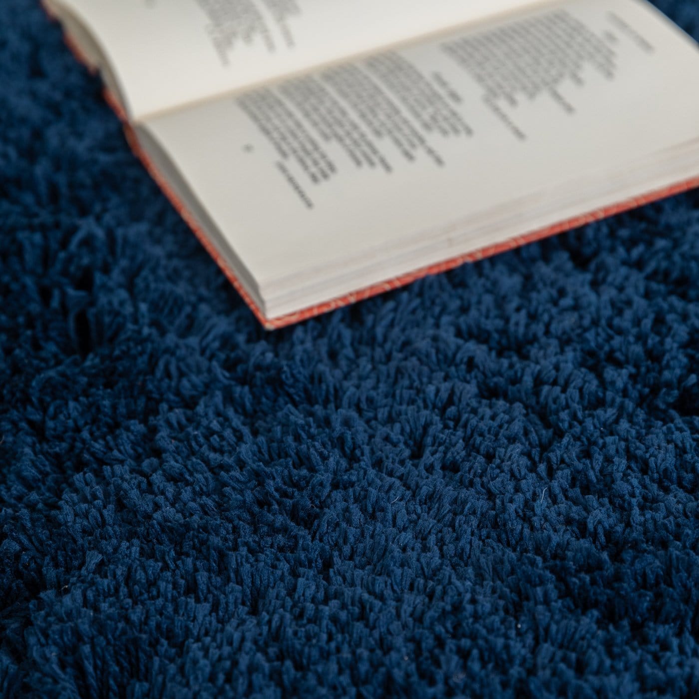 Luxurious Articture Shag Area Rug