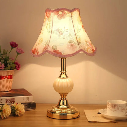 VintageNordik - Nordic Vintage Table Lamp
