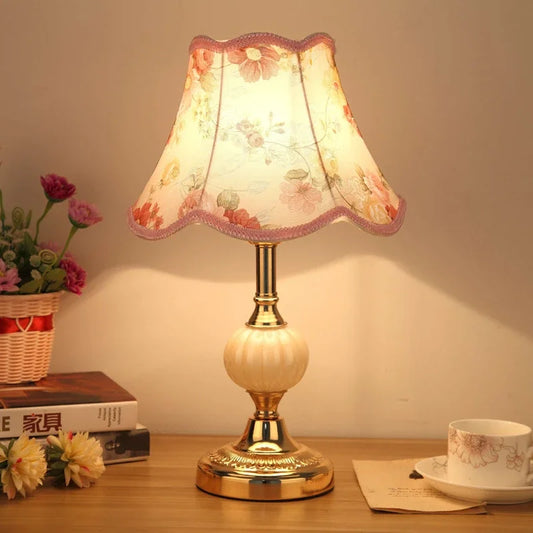 VintageNordik - Nordic Vintage Table Lamp