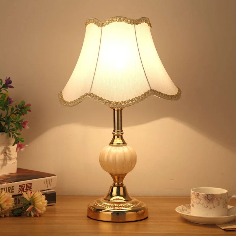 VintageNordik - Nordic Vintage Table Lamp