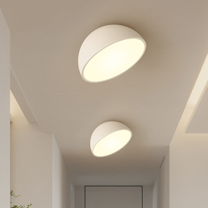Lampada da soffitto sferica elegante e moderna