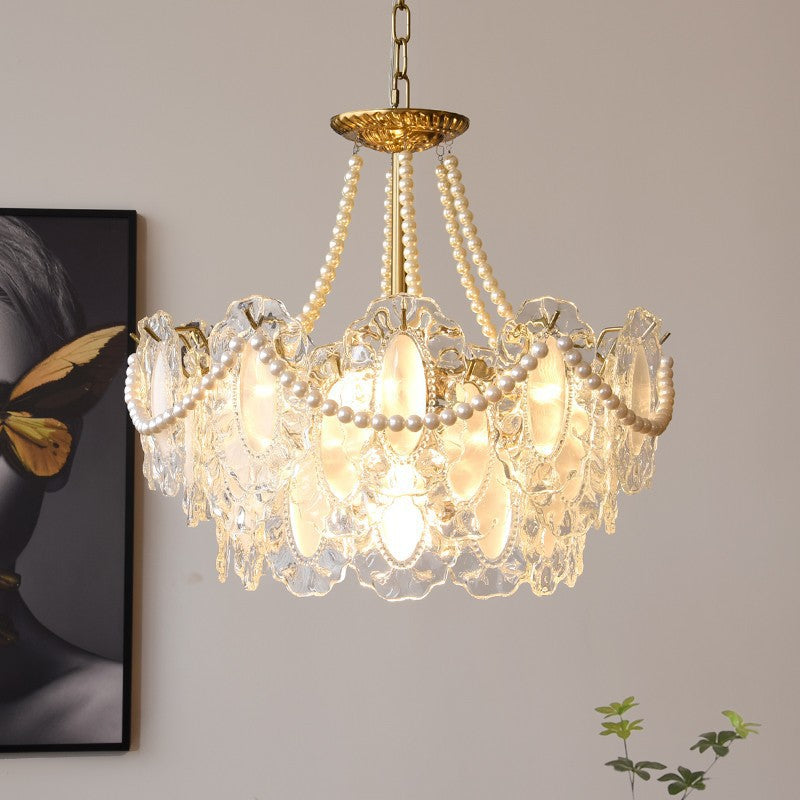 Élégant lustre en cristal français pour une décoration sophistiquée