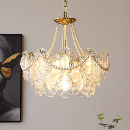 Élégant lustre en cristal français pour une décoration sophistiquée