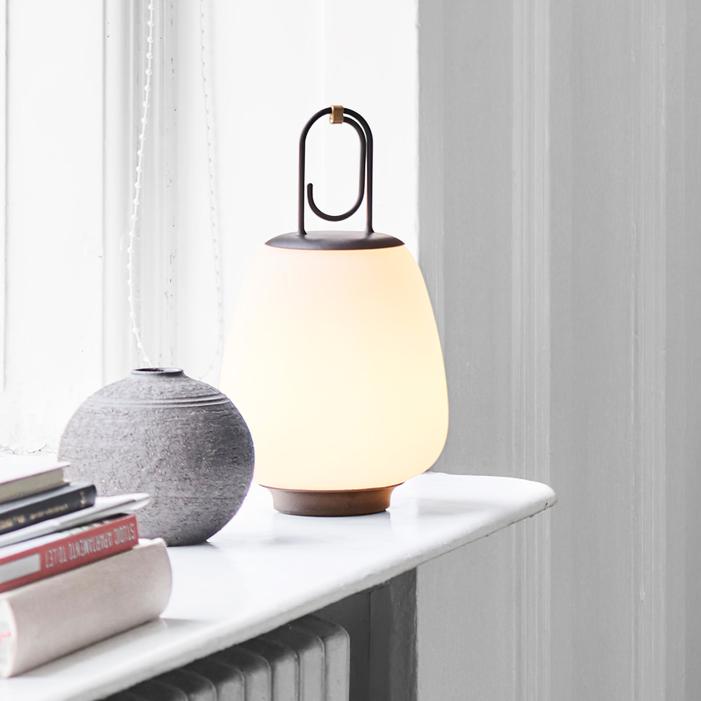 FlexiLantern - Portable Table Lamp