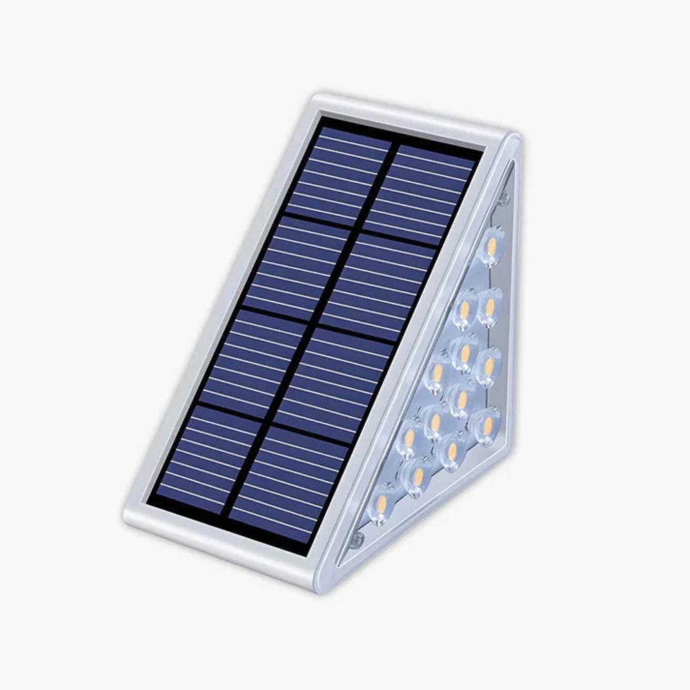 Luci Solari per Scale da Esterno - Illuminazione Efficienza e Sicurezza Notturna