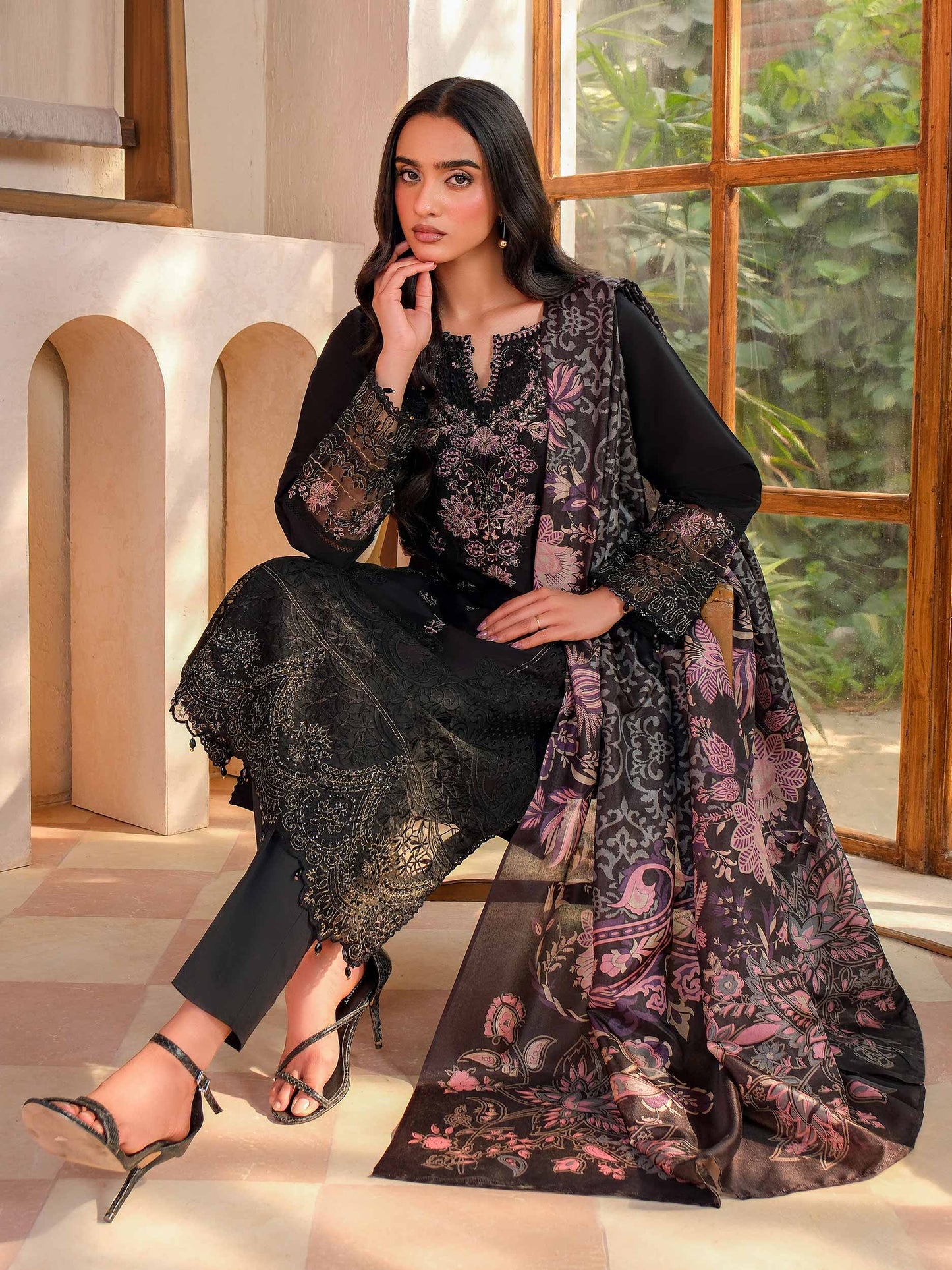 3 Piece Lawn Suit-Embroidered (Unstitched)