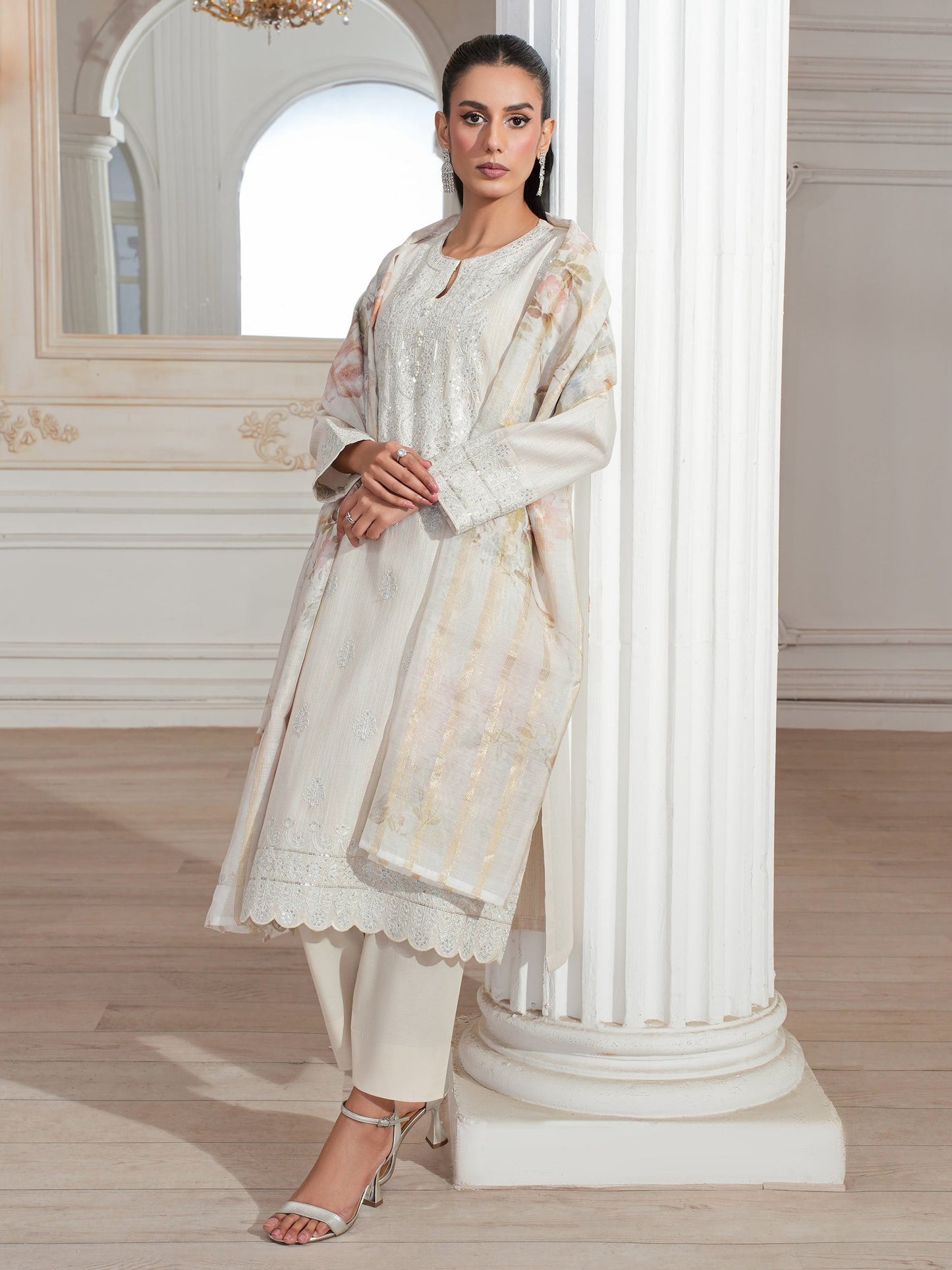 3 Piece Lawn Suit-Embroidered (Unstitched)