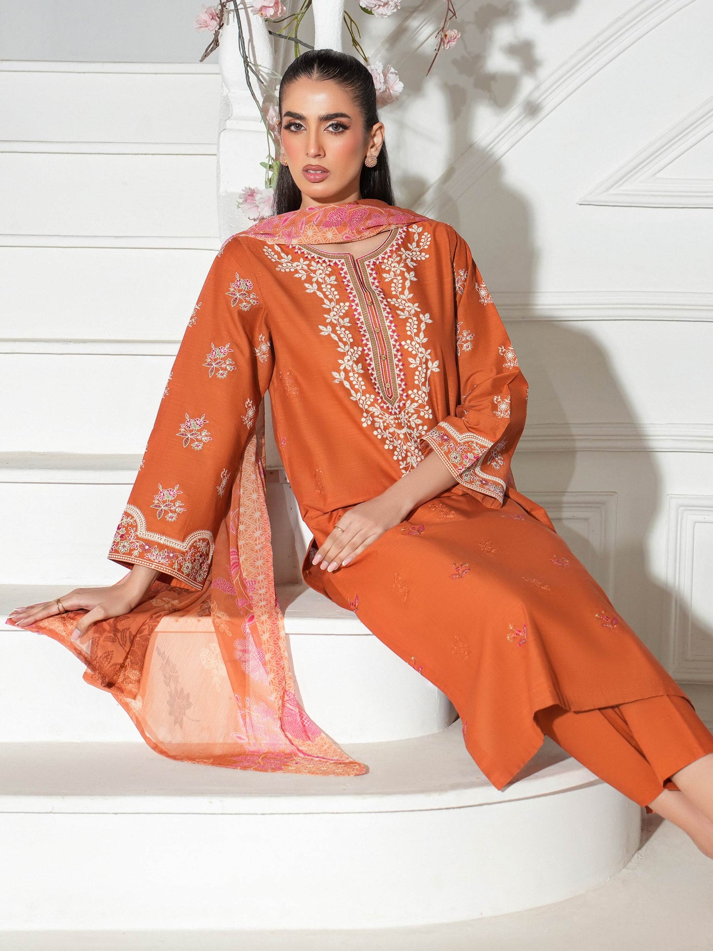 3 Piece Lawn Suit-Embroidered (Unstitched)