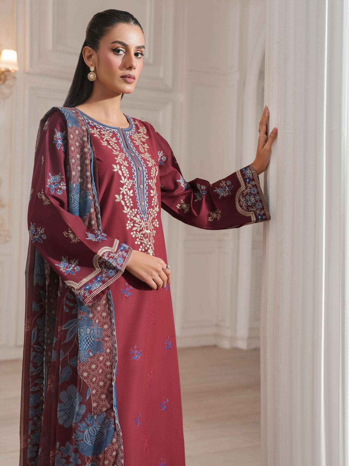 3 Piece Lawn Suit-Embroidered (Unstitched)