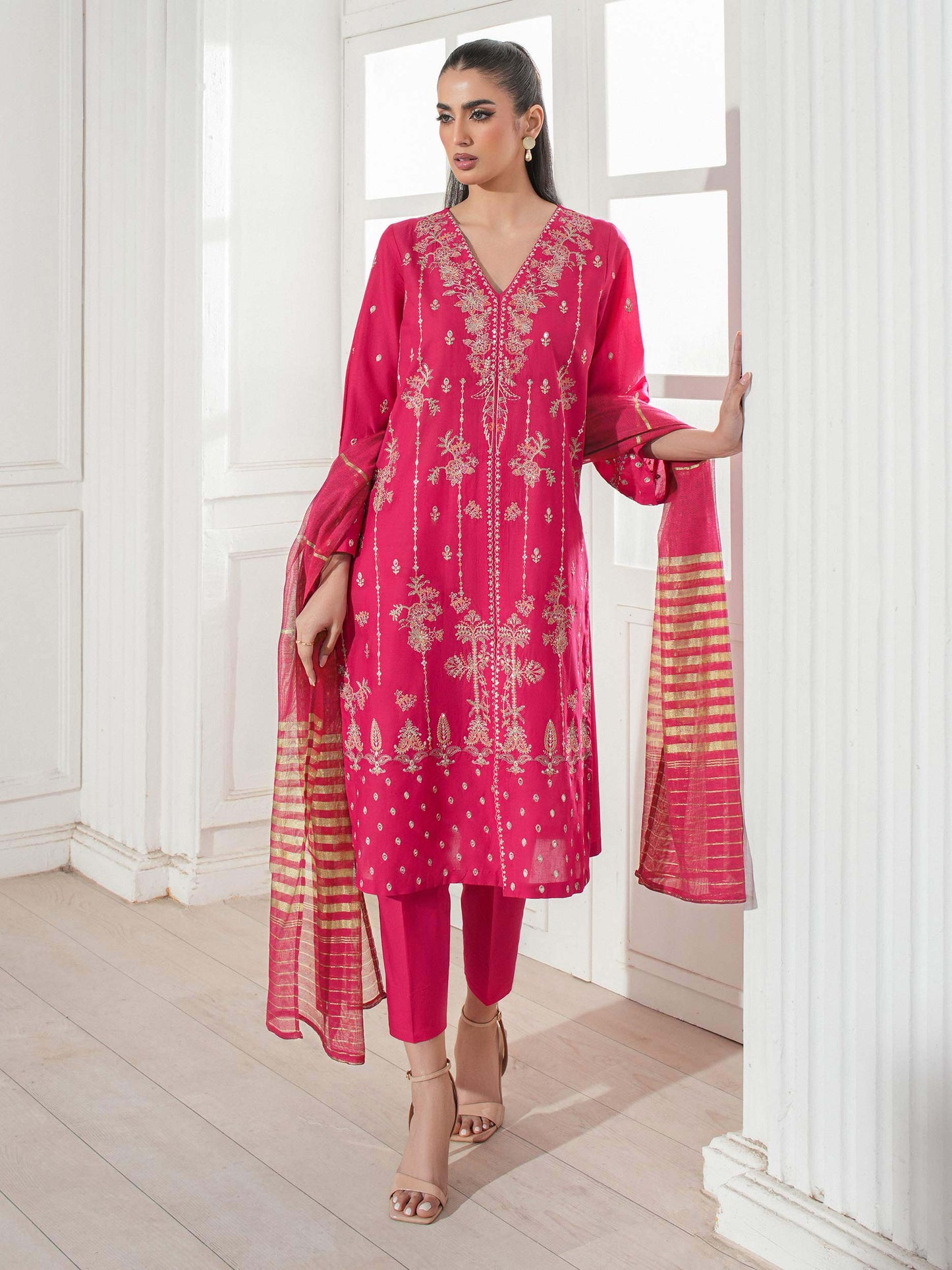3 Piece Lawn Suit-Embroidered (Unstitched)