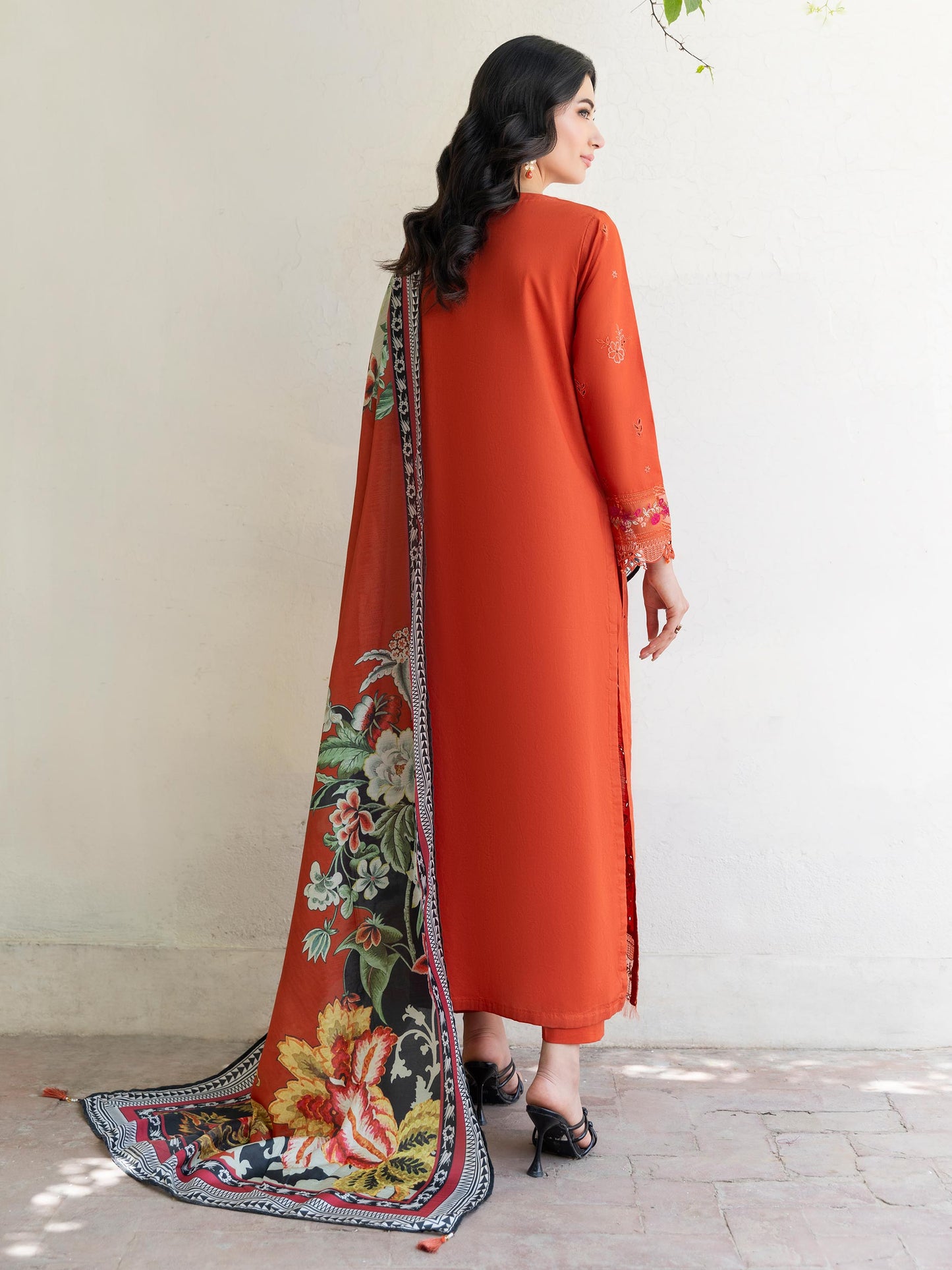 3 Piece Lawn Suit-Embroidered (Unstitched)