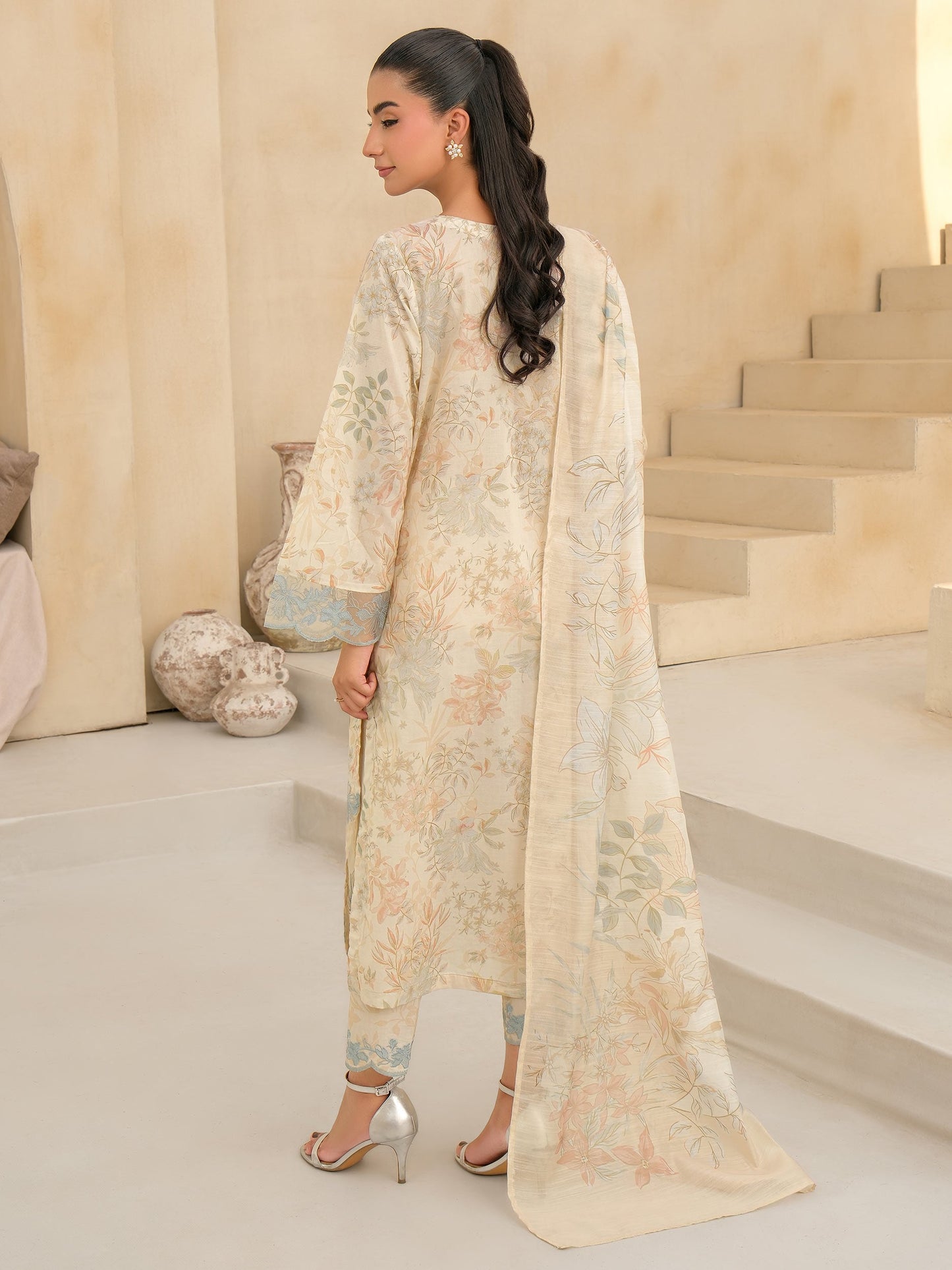 3 Piece Lawn Suit-Embroidered (Unstitched)