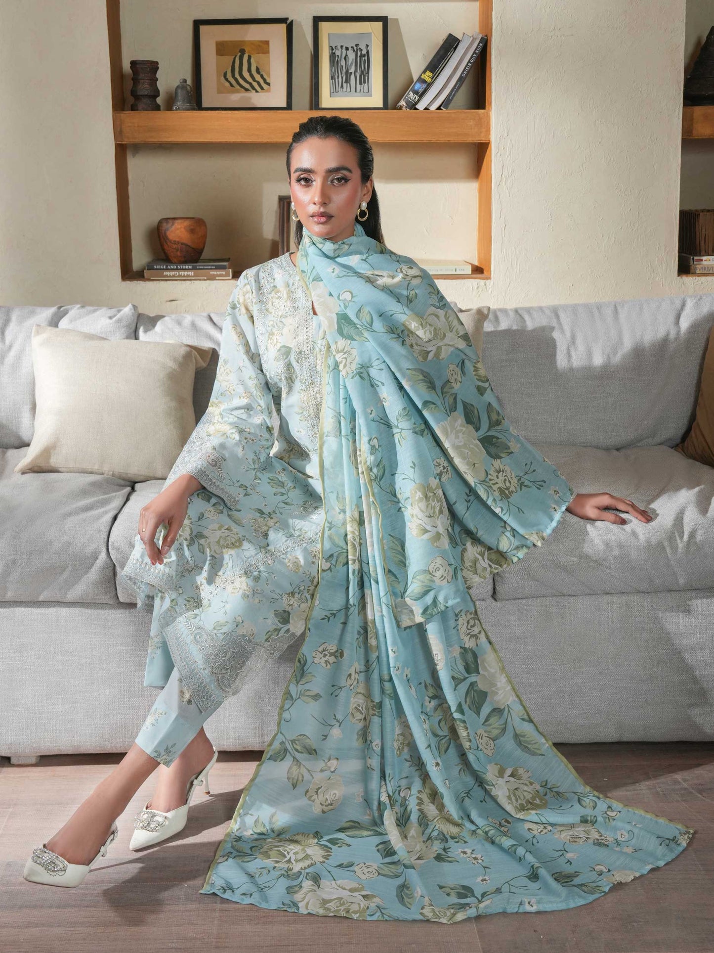 3 Piece Lawn Suit-Embroidered (Unstitched)