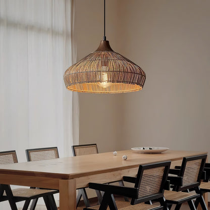 lampada a sospensione in vimini e rattan con design elegante