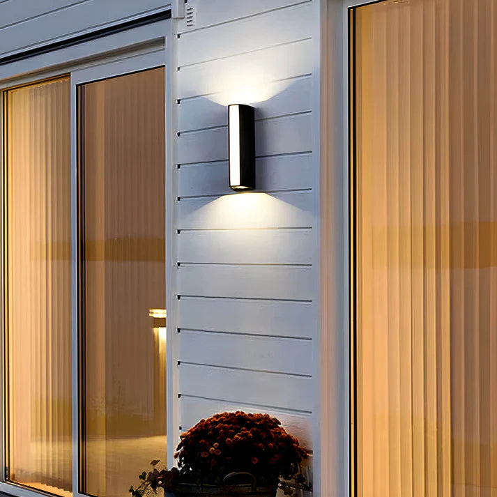 Lampe Murale Extérieure à Deux Voies pour un Éclairage Polyvalent