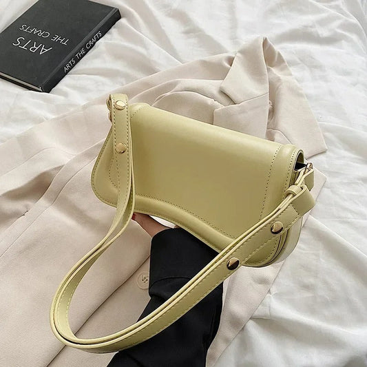 Nyara - Golvende Flap Vegan Leren Handtas