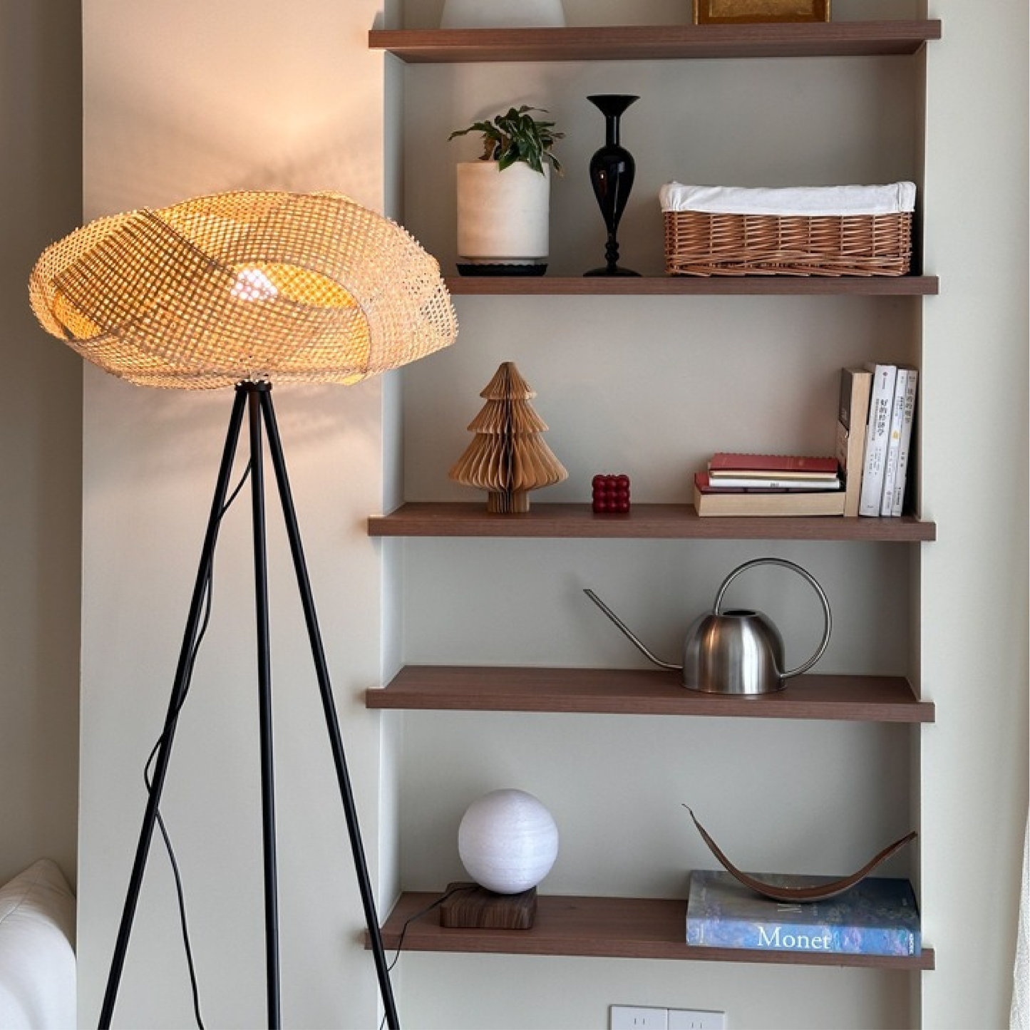 Lampadaire en Bambou Élégant pour un Éclairage Chaleureux