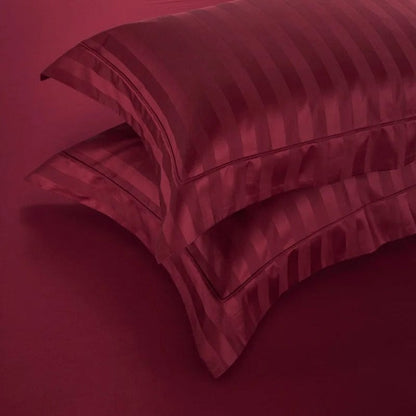 Prestige Wine Duvet Cover Set (Long-Staple Sateen Cotton)