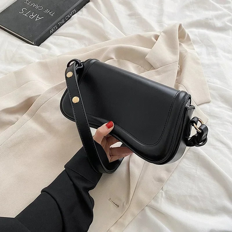 Nyara - Golvende Flap Vegan Leren Handtas