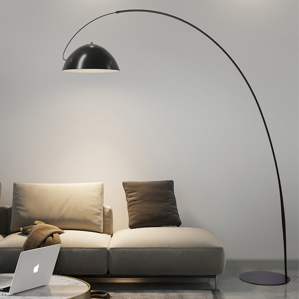 élégante lampe de sol nordique pour un éclairage chaleureux
