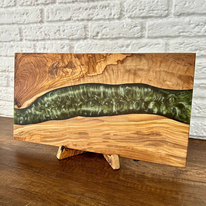Custom Charcuterie Board , Personalized Serving Tray With Handle , Green Resin Olive Wood Cheese Board , Housewarming Gift , Christmas Gift