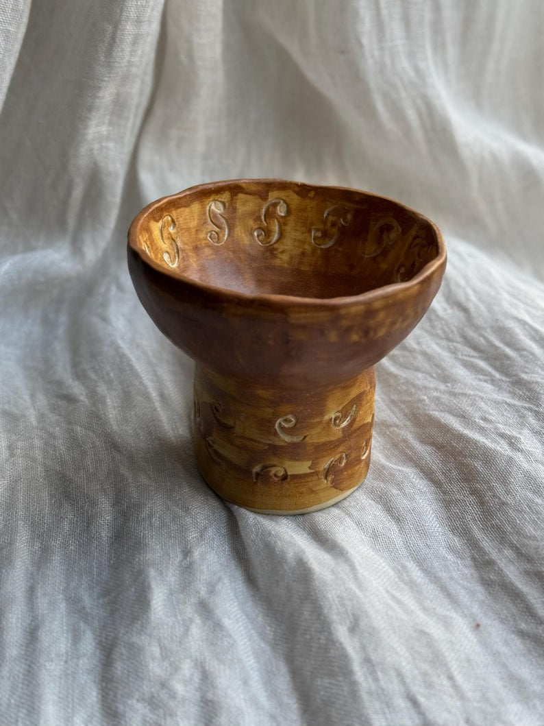 Handmade Ceramic Islamic Bakhoor Burner: Rustic Arabic Incense Stand